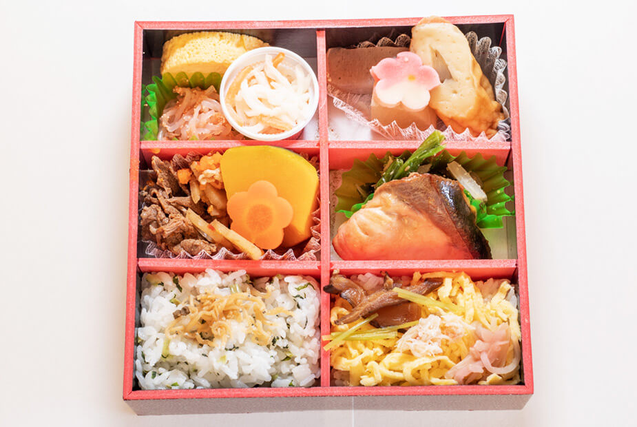 奥村彪生季節料理弁当